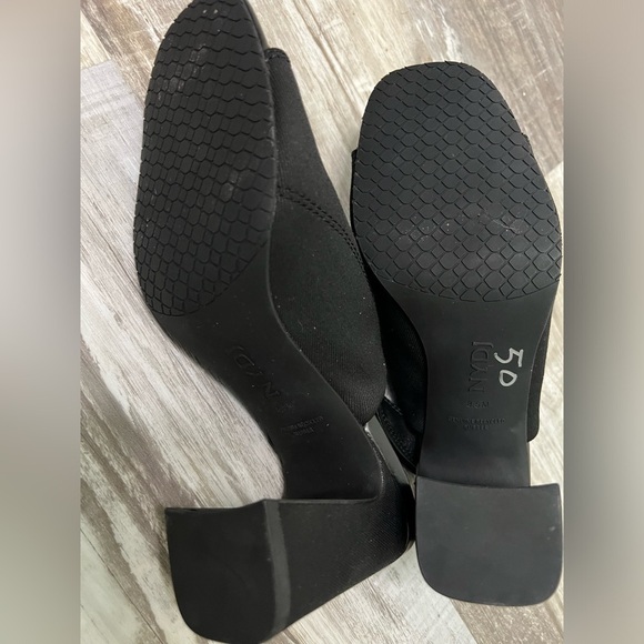 NYDJ® Lyssa Heeled Sandals 8.5M - Picture 5 of 8